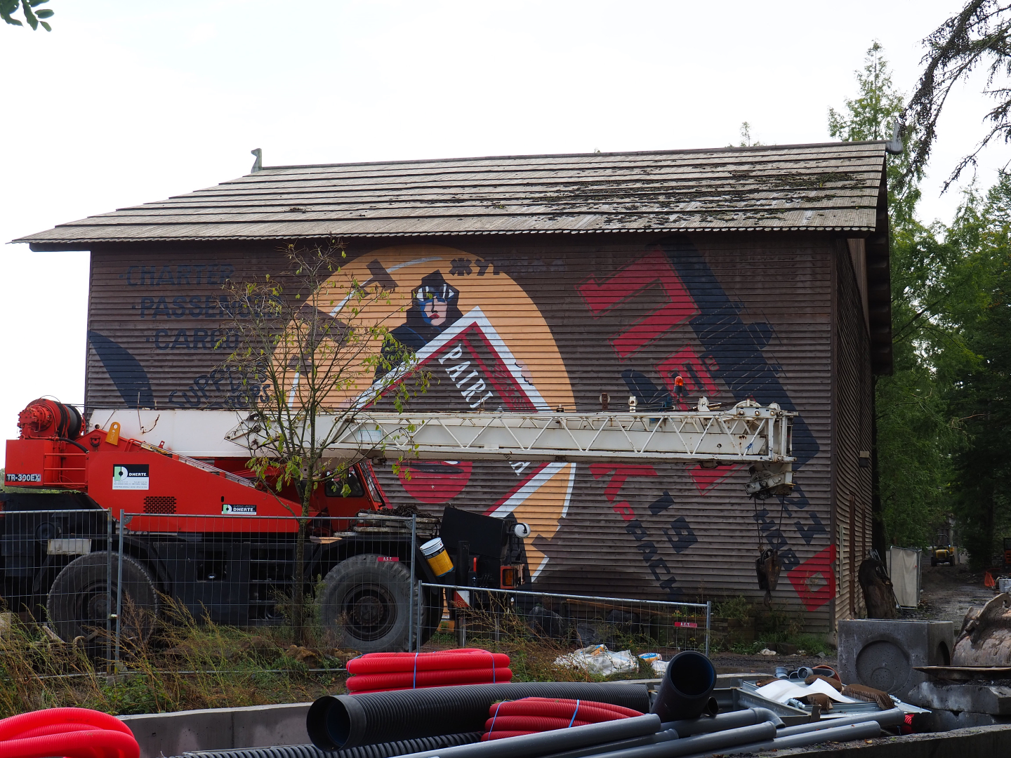 Extreme theming in The Land of the Cold - Side of the Golden Eagle Aviation hangar, 2019-10-04