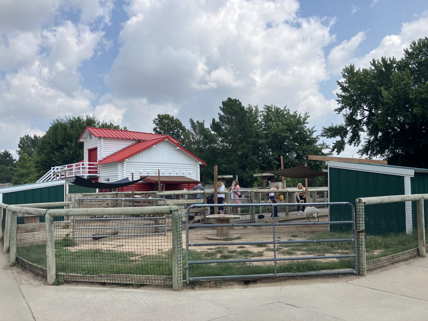 Face-To-Face Farm - Domestic Goat Exhibit