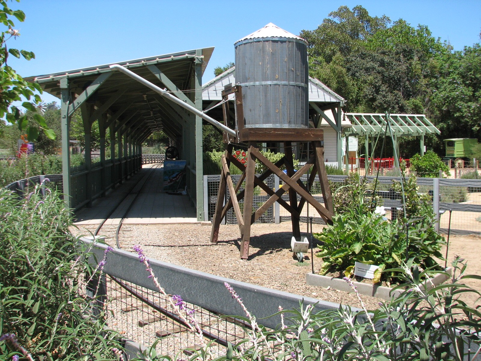 Family Farm - Zoofari Express Train Depot