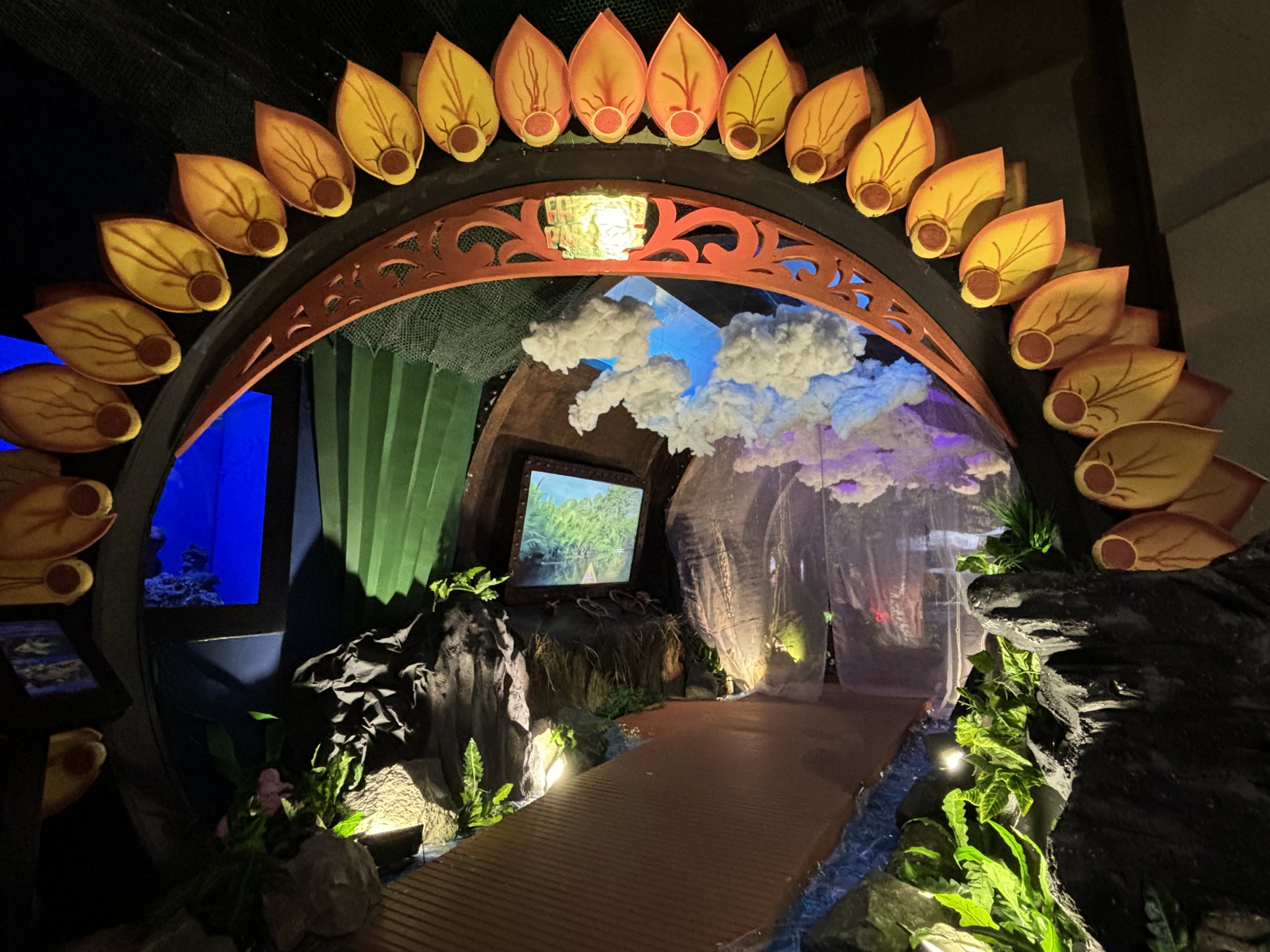 Fan-Sea Paradise: Explore Indonesia