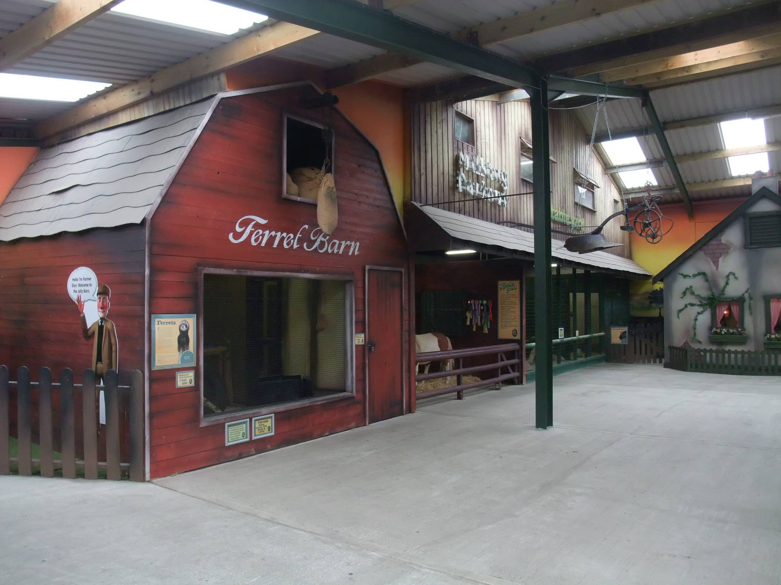 Farm Barn at Folly Farm, 01/08/11