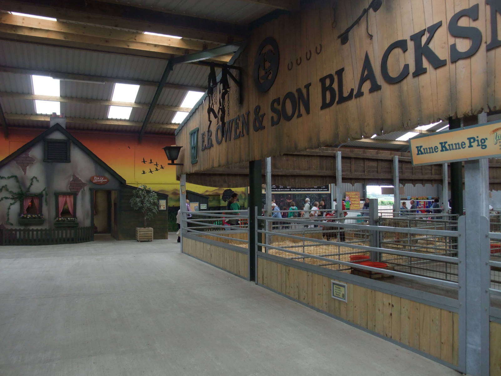 Farm Barn at Folly Farm, 01/08/11