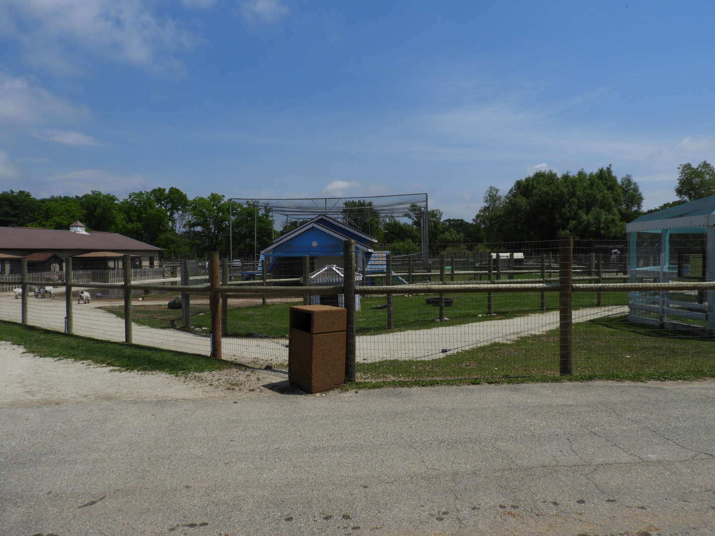 Farm walk-through - Baby Barn - Animal Gardens Petting Zoo