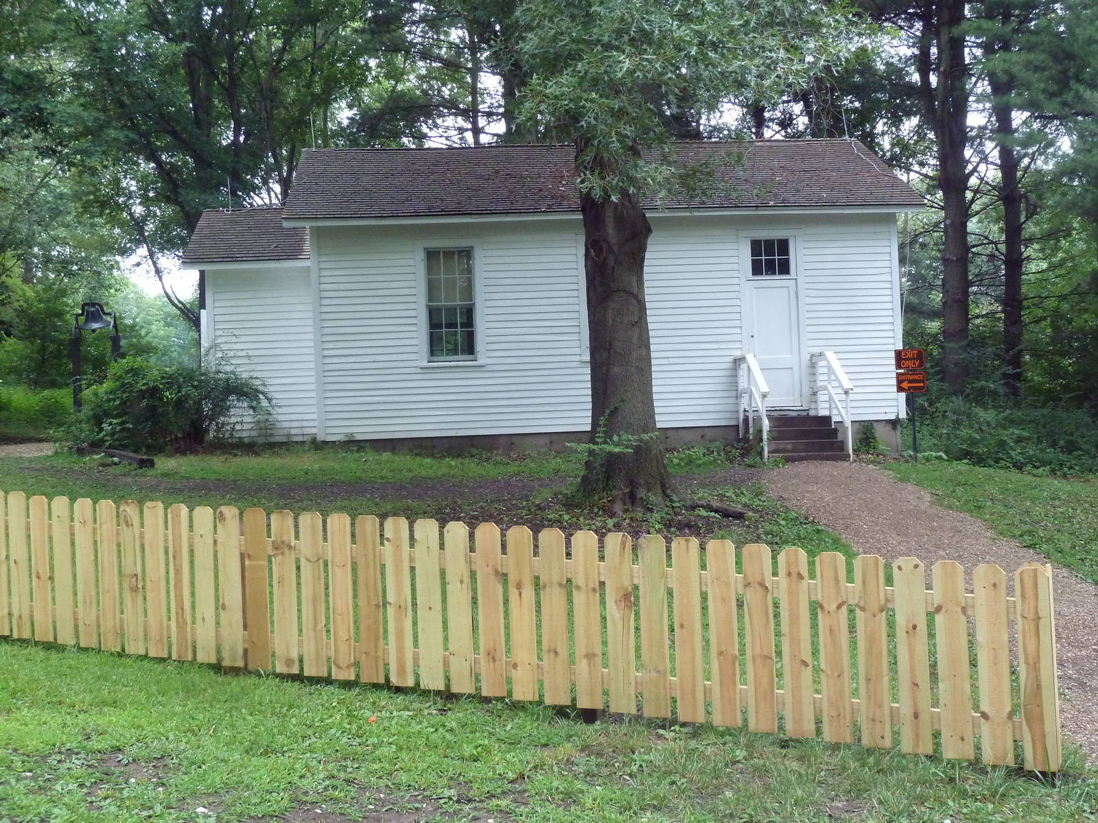 Farmyard - School House + Chapel