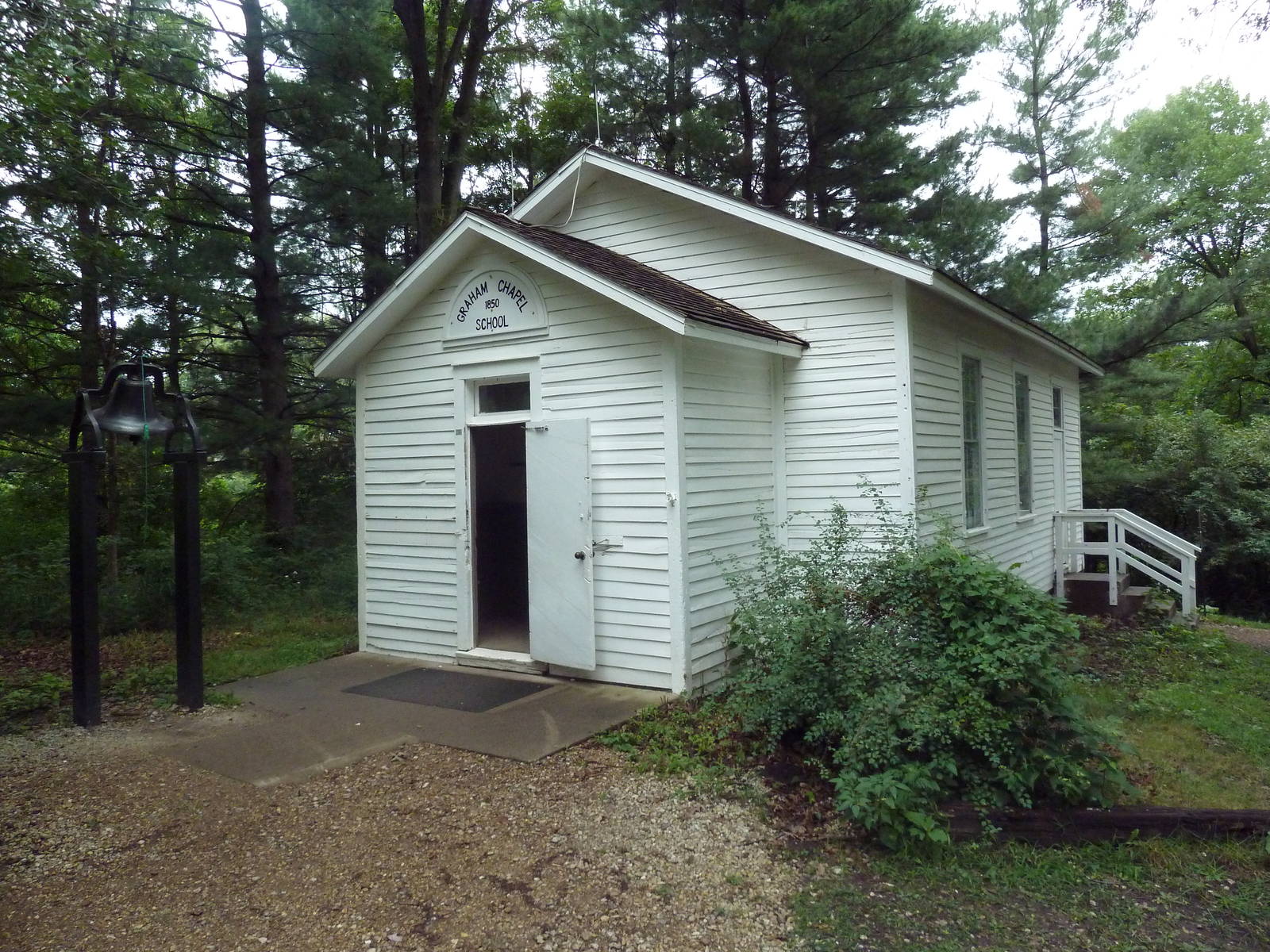 Farmyard - School House + Chapel