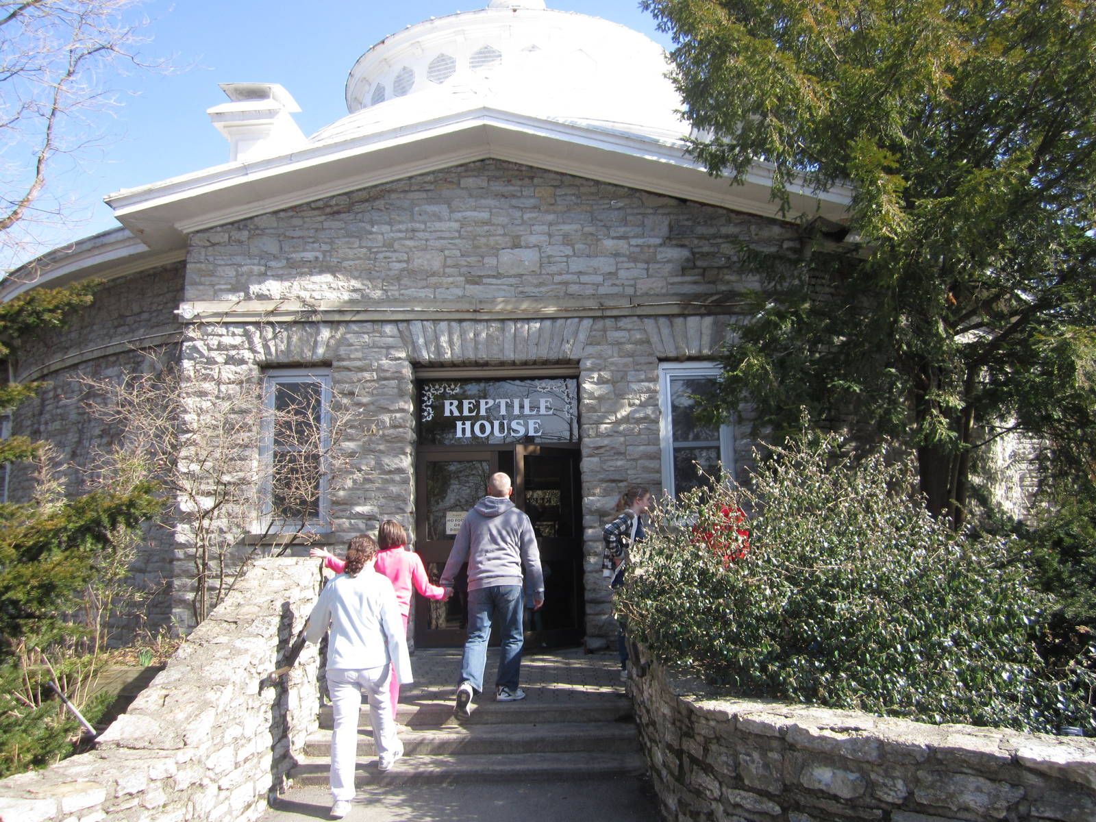 Feb. 2012-Oldest Existing Zoo Building in America-Reptile House