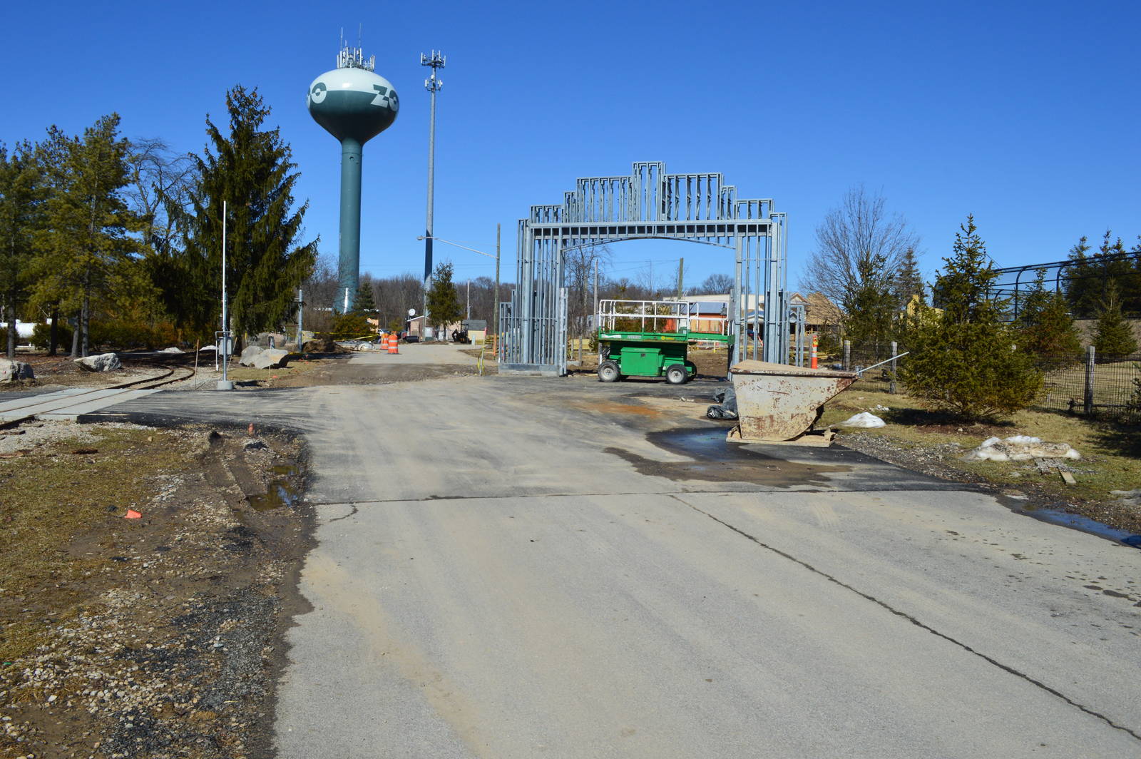 Feb 2014 Heart of Africa entrance framing