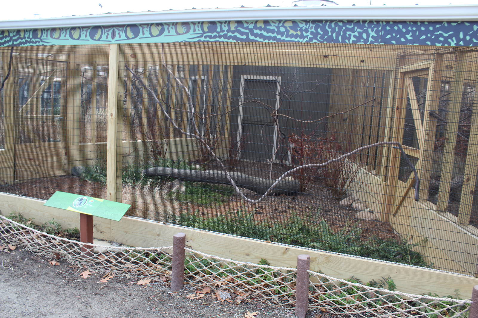 Feb. 2016 - Pheasantry - Blue Magpie Exhibit