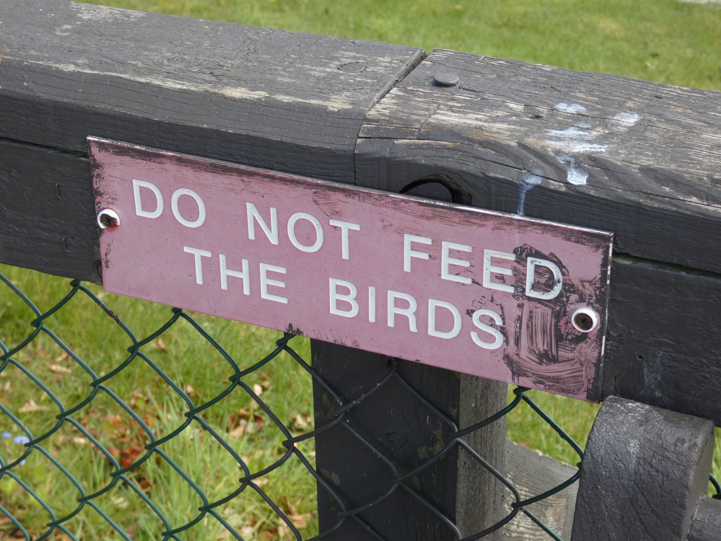 Feeding signage