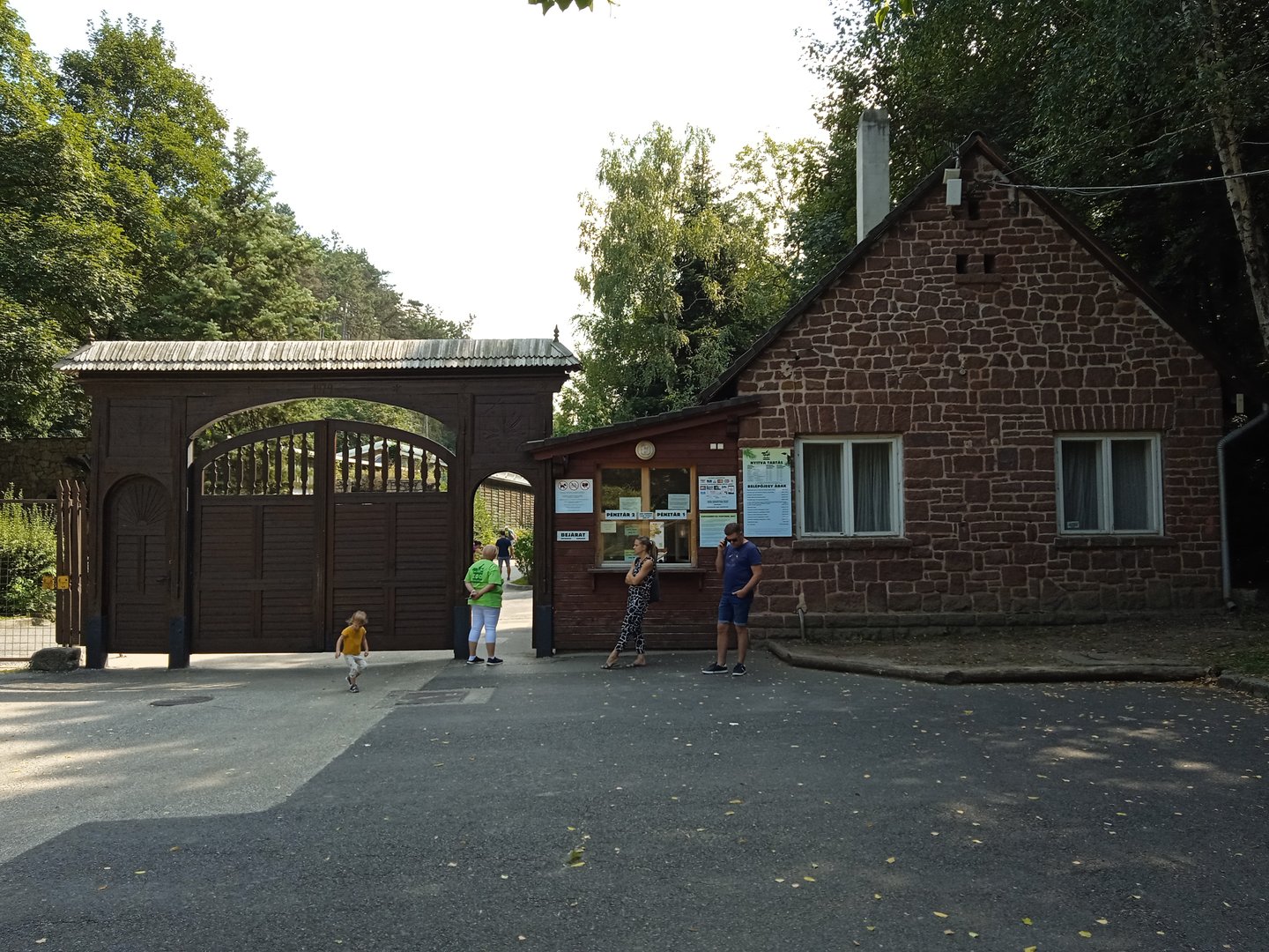 Fejes Valley entrance