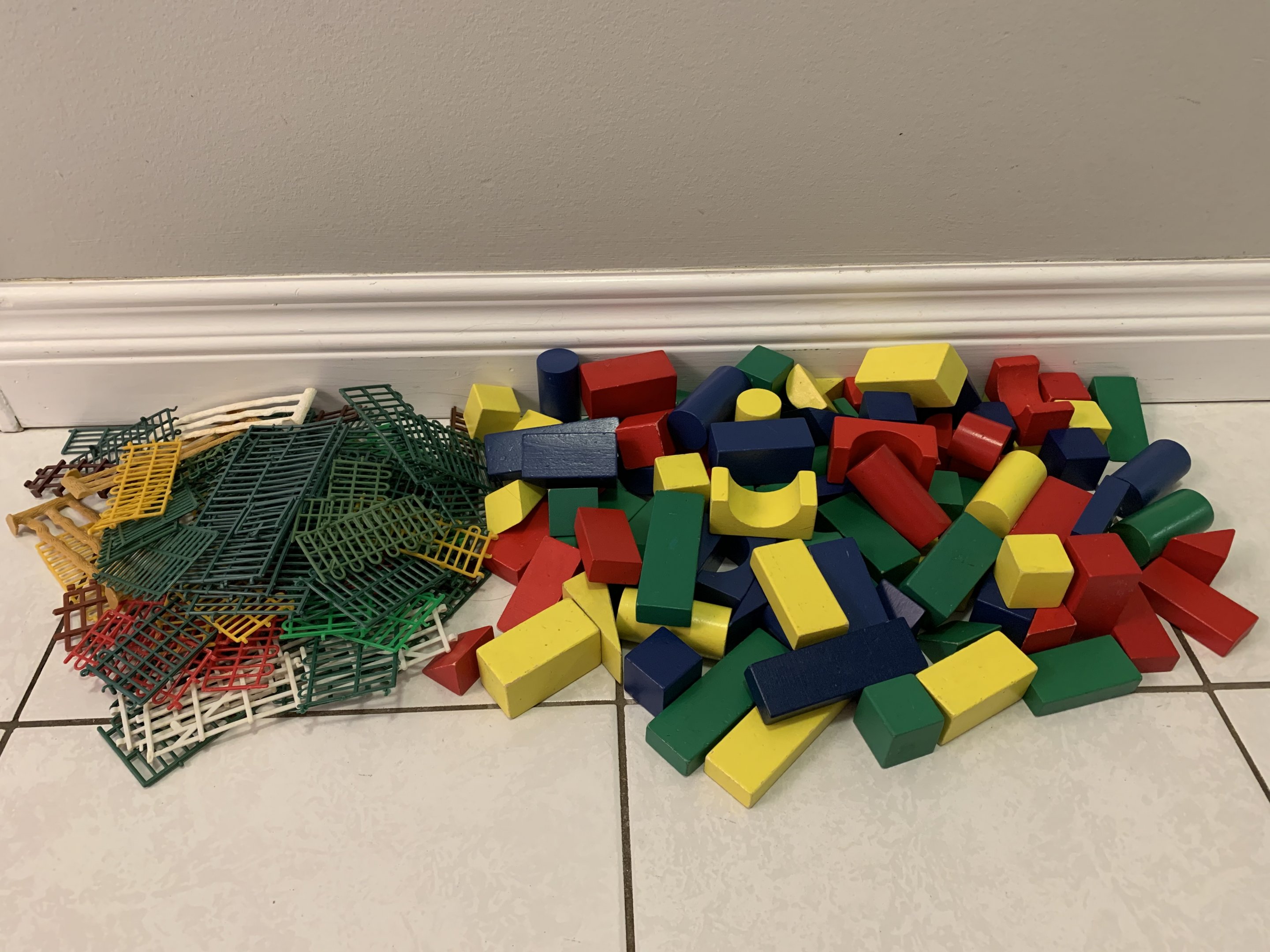 Fences + Blocks (zoo accessories)