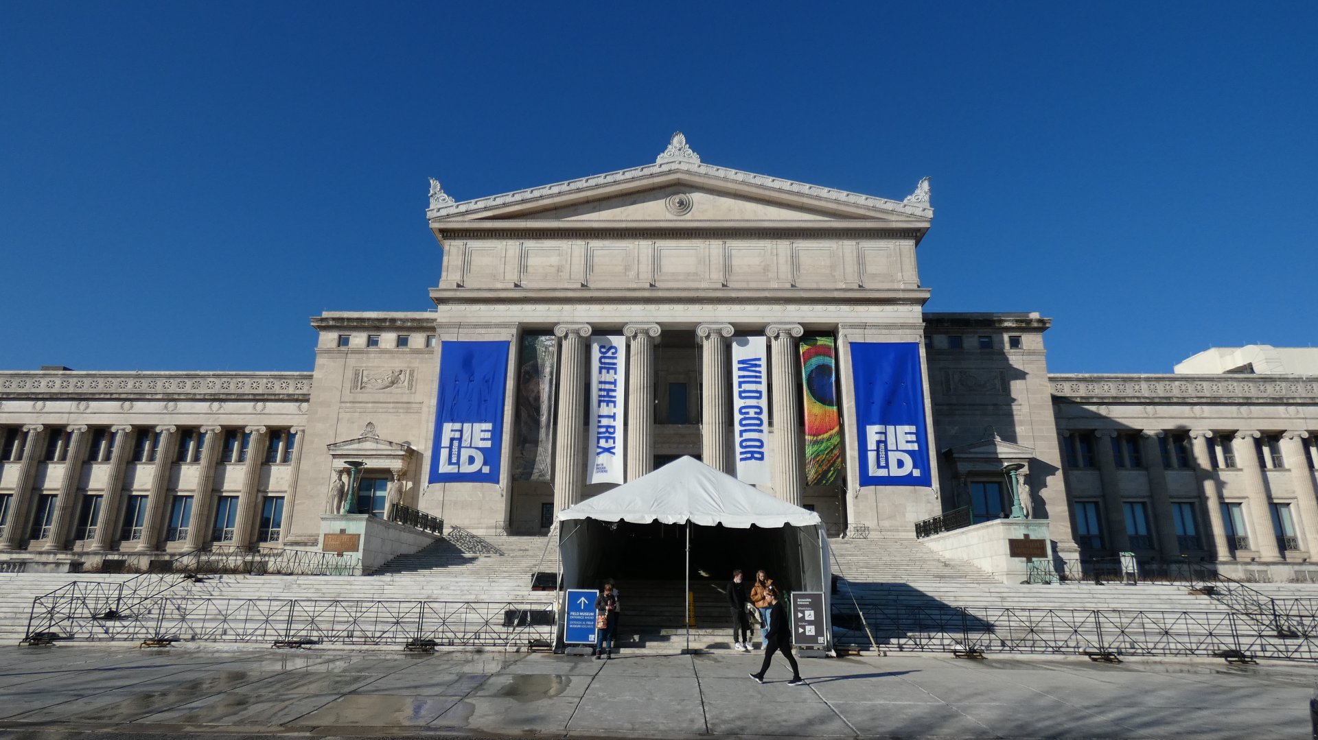 Field Museum Main Entrance - Feb. 2022