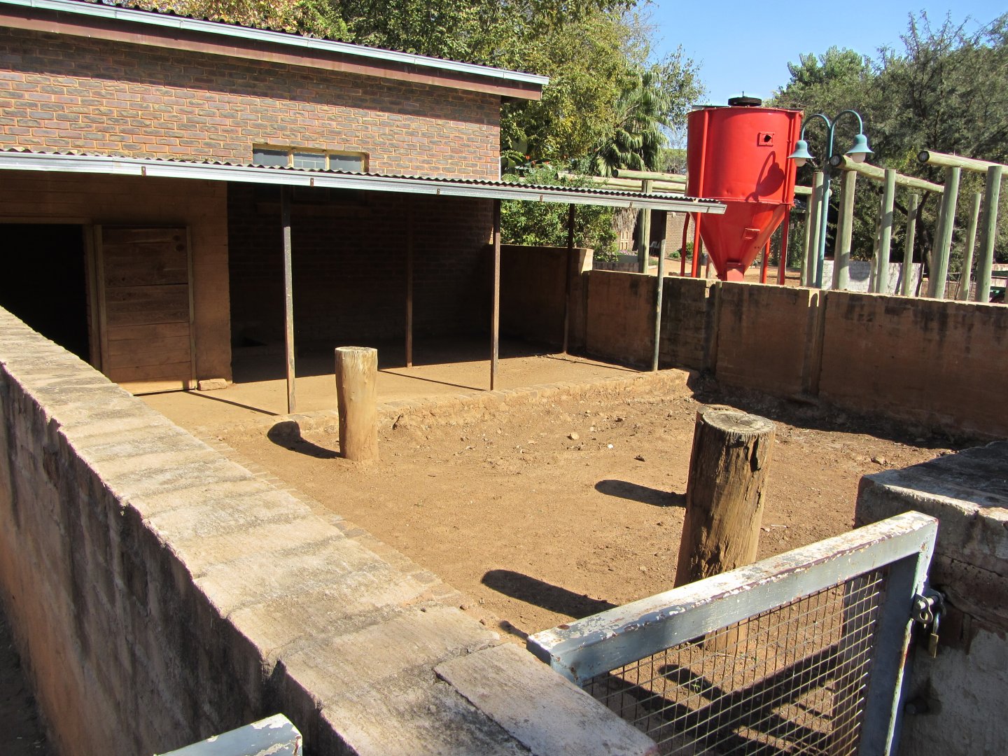 First Kolbroek Pig Yard