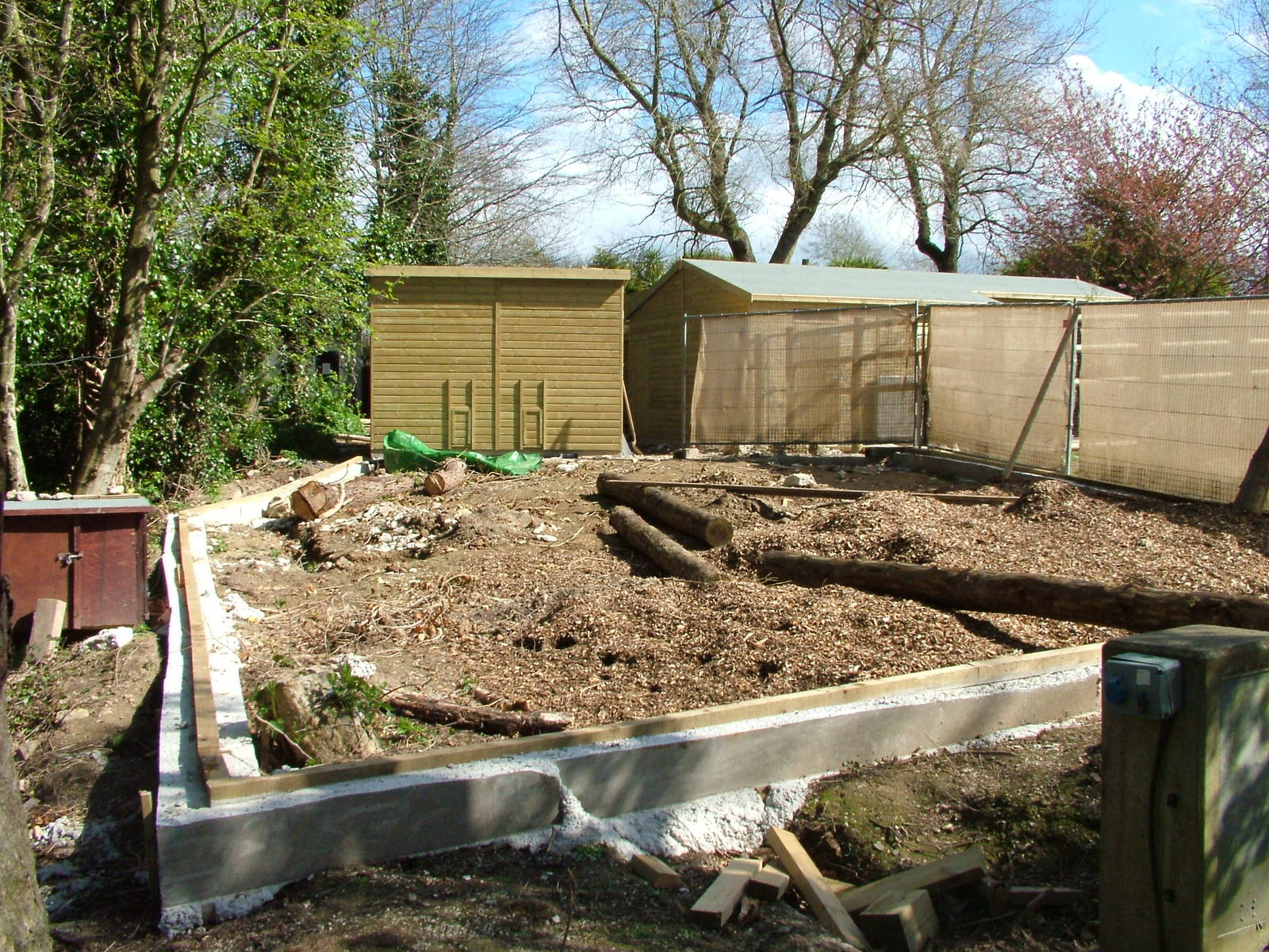 Fishing Cat enclosure site at Newquay Zoo 11/04/09