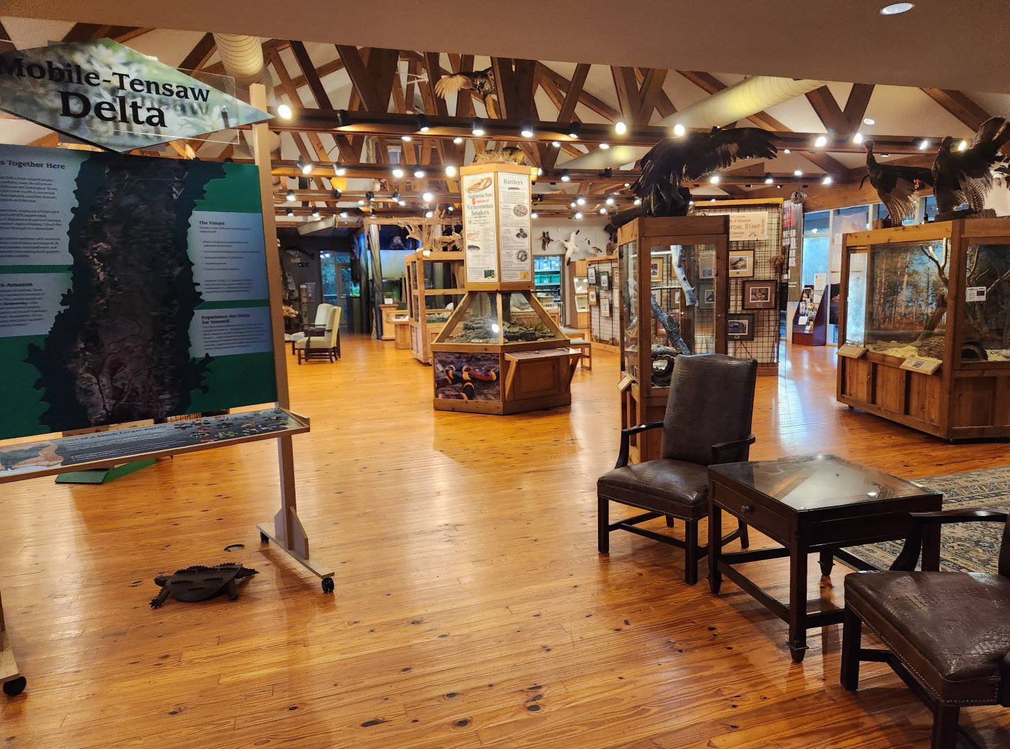 Five Rivers Delta Center (AL) - Exhibit room
