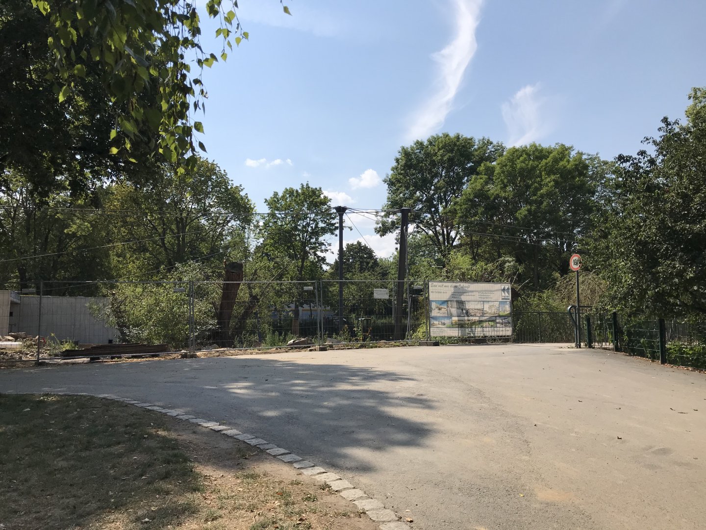 Flamingo aviary building site