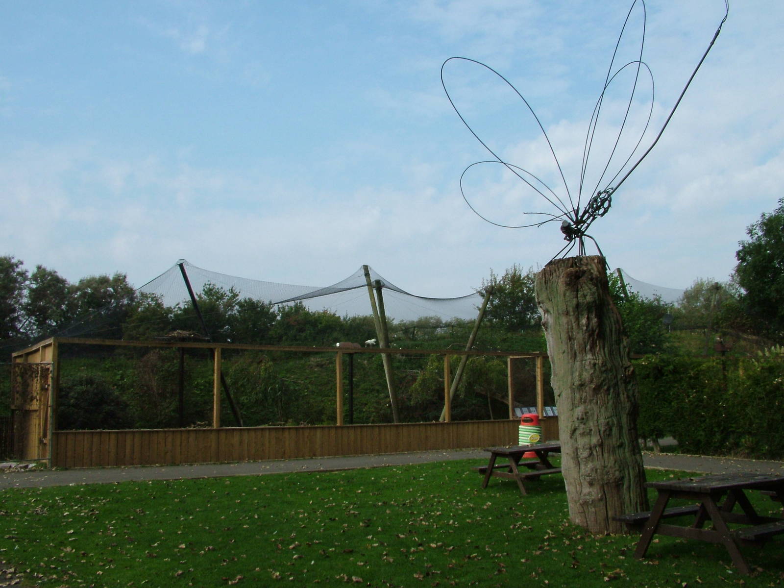 Flight Aviary and Sculpture at Birdland 19/09/09