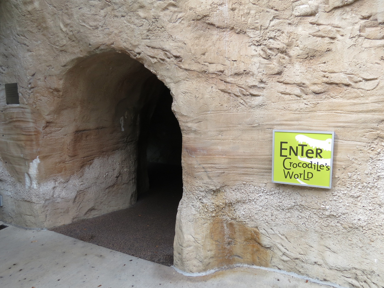 Florida: Mission Everglades - American Crocodile Exhibit