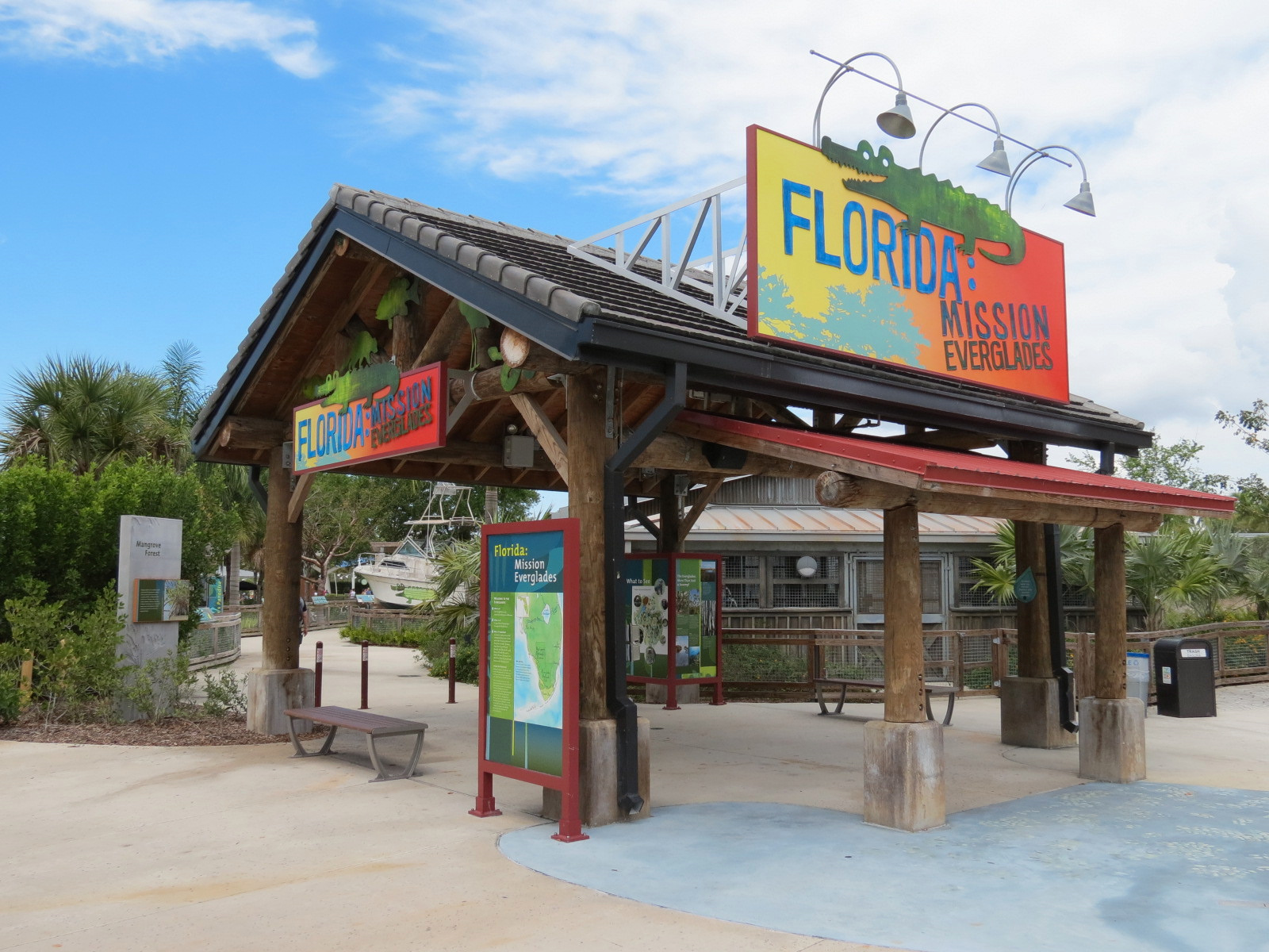 Florida: Mission Everglades - Entry Plaza