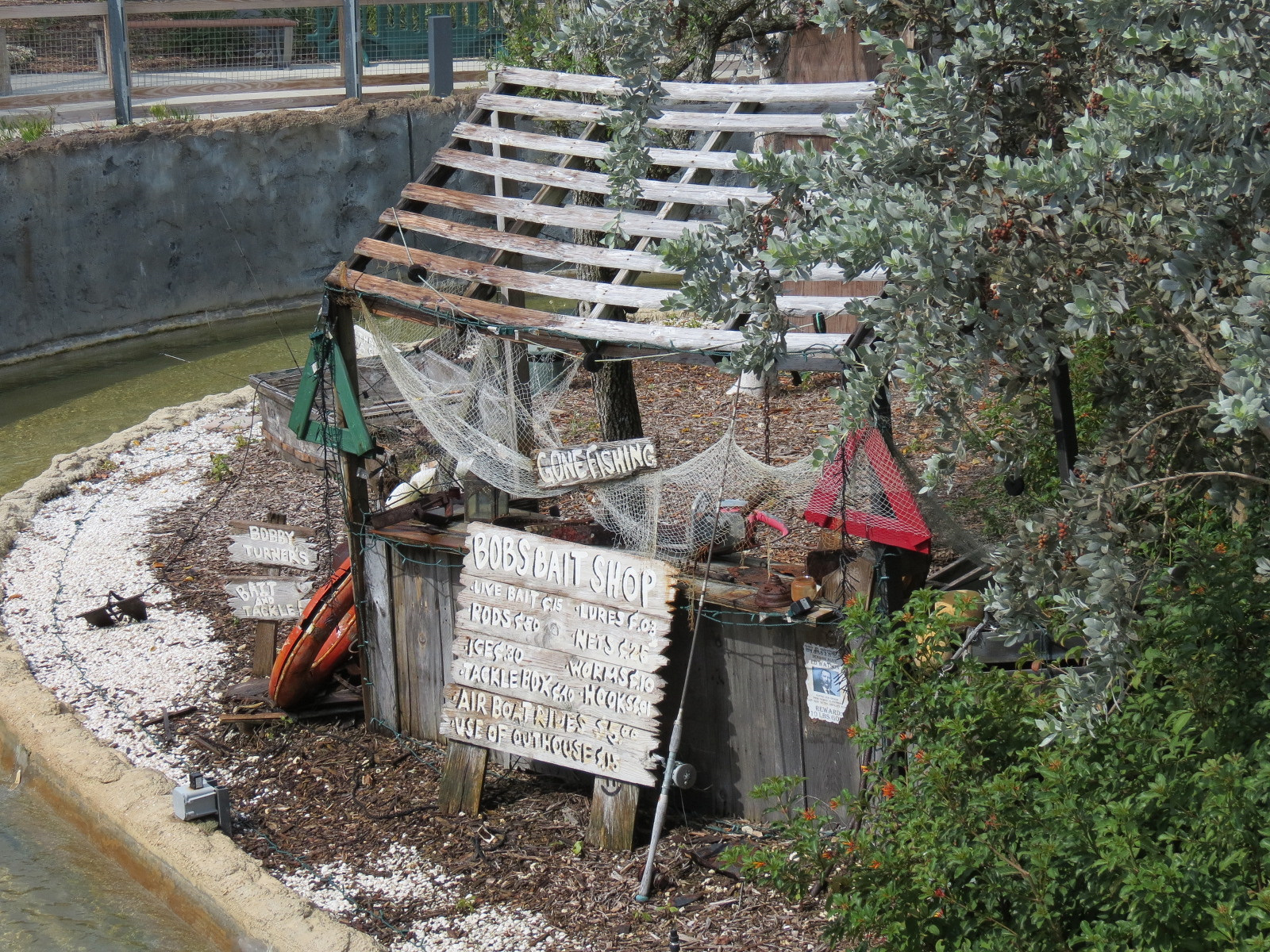 Florida: Mission Everglades - Lostman's River Ride - Splash Finale - Theming