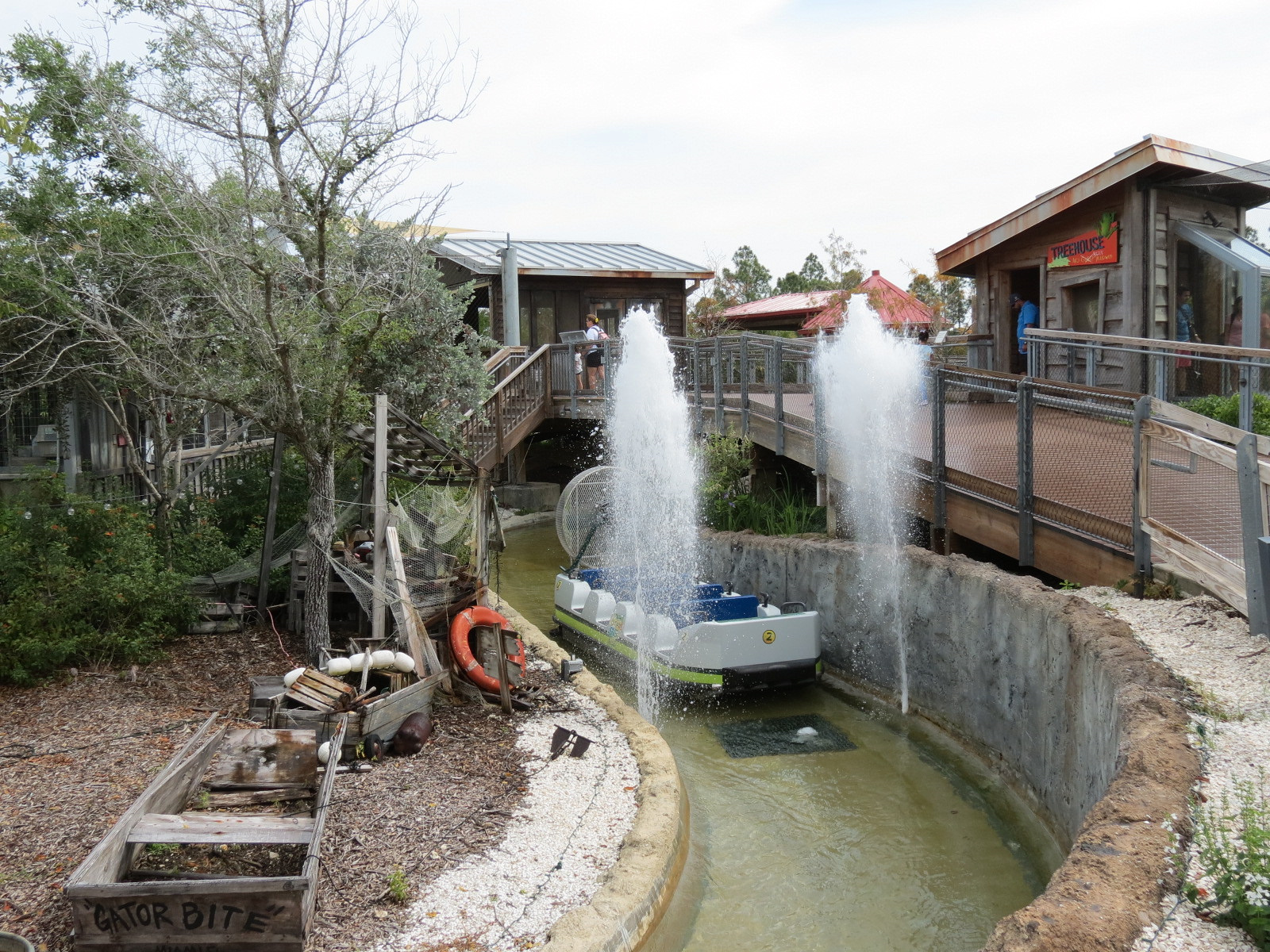 Florida: Mission Everglades - Lostman's River Ride - Splash Finale
