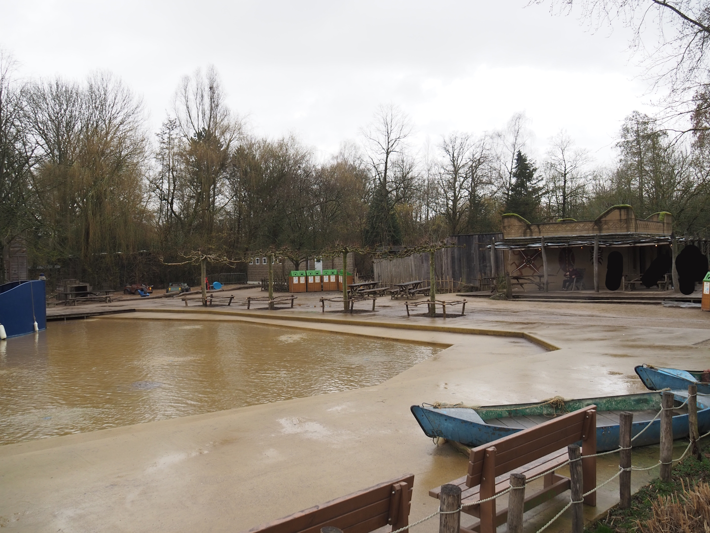 Food stand and area near water-themed playground in the African section, 2023-02-19