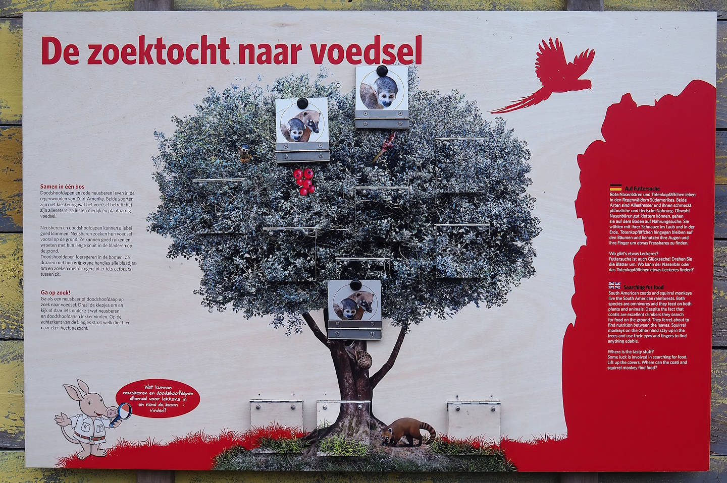 Foraging in the rainforest signage, 2023-10-07