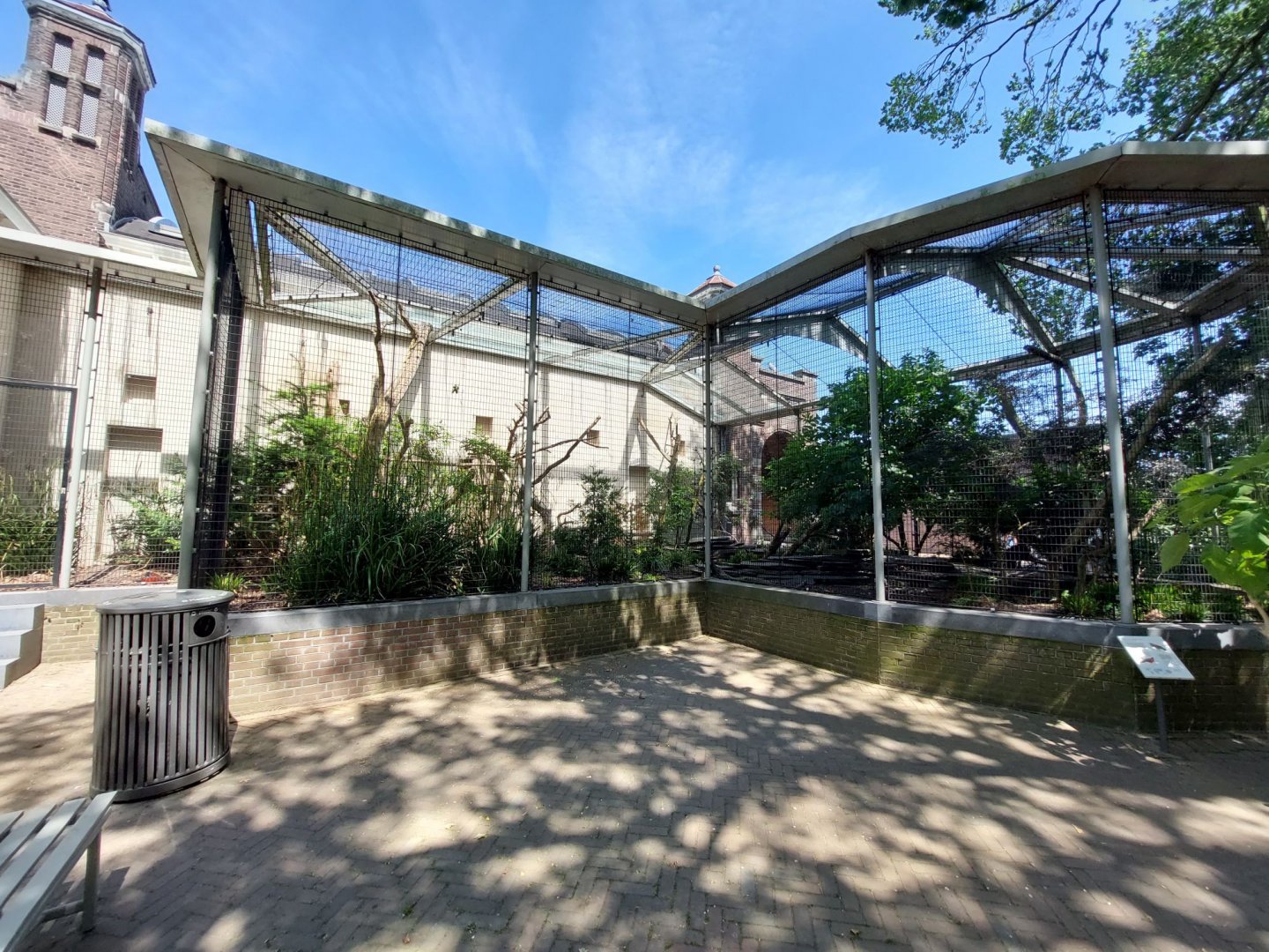 Forest House, Outdoor Satyr Tragopan Aviary