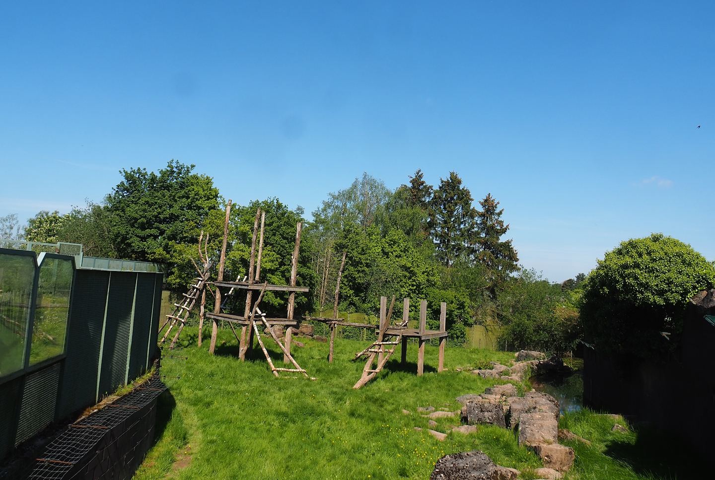 Former Asiatic black bear exhibit, now part of Brown bear exhibit, 2023-05-19
