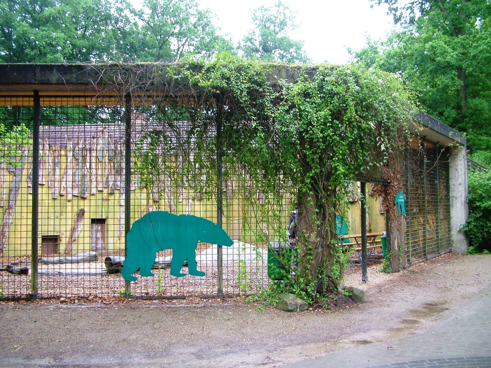 Former Bear Exhibit at Rheine, 03/06/12