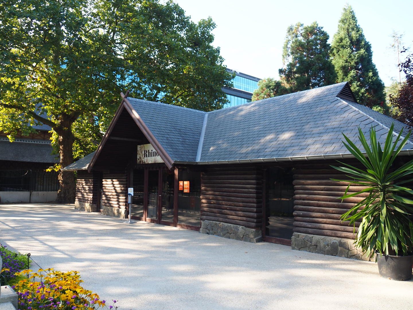 Former Bison/cattle stable, now the Rhino shop, 2020-09-20