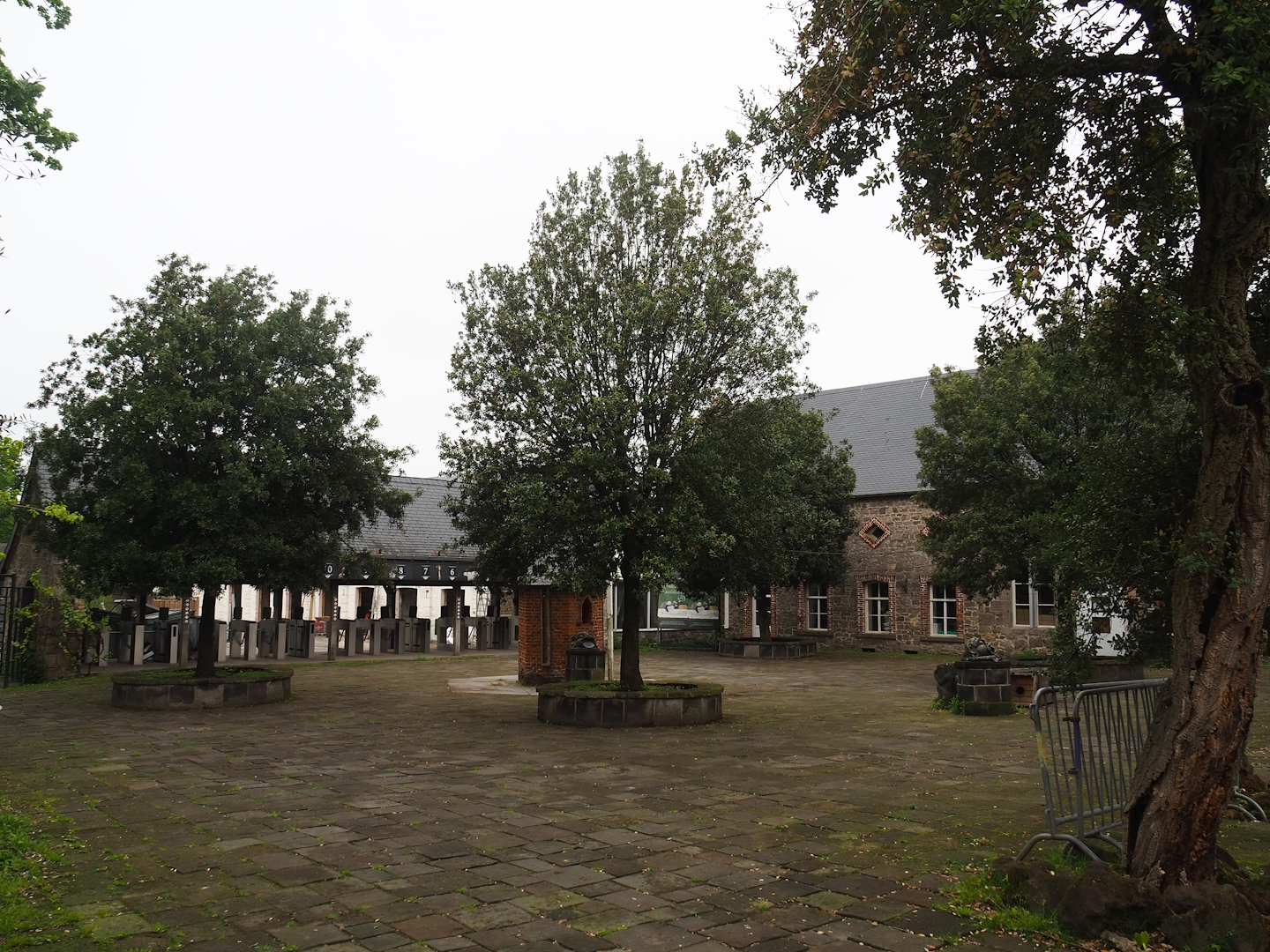 Former entrance area, 2023-05-15