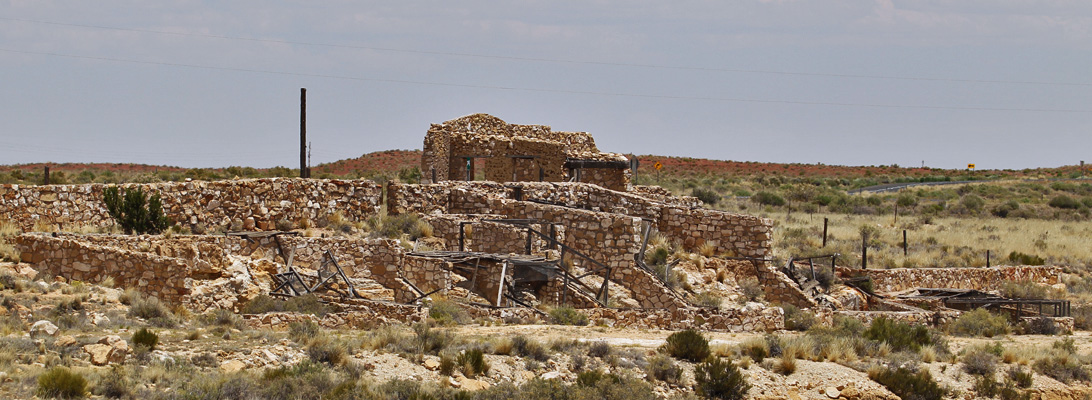 Former roadside zoo (Route 66)