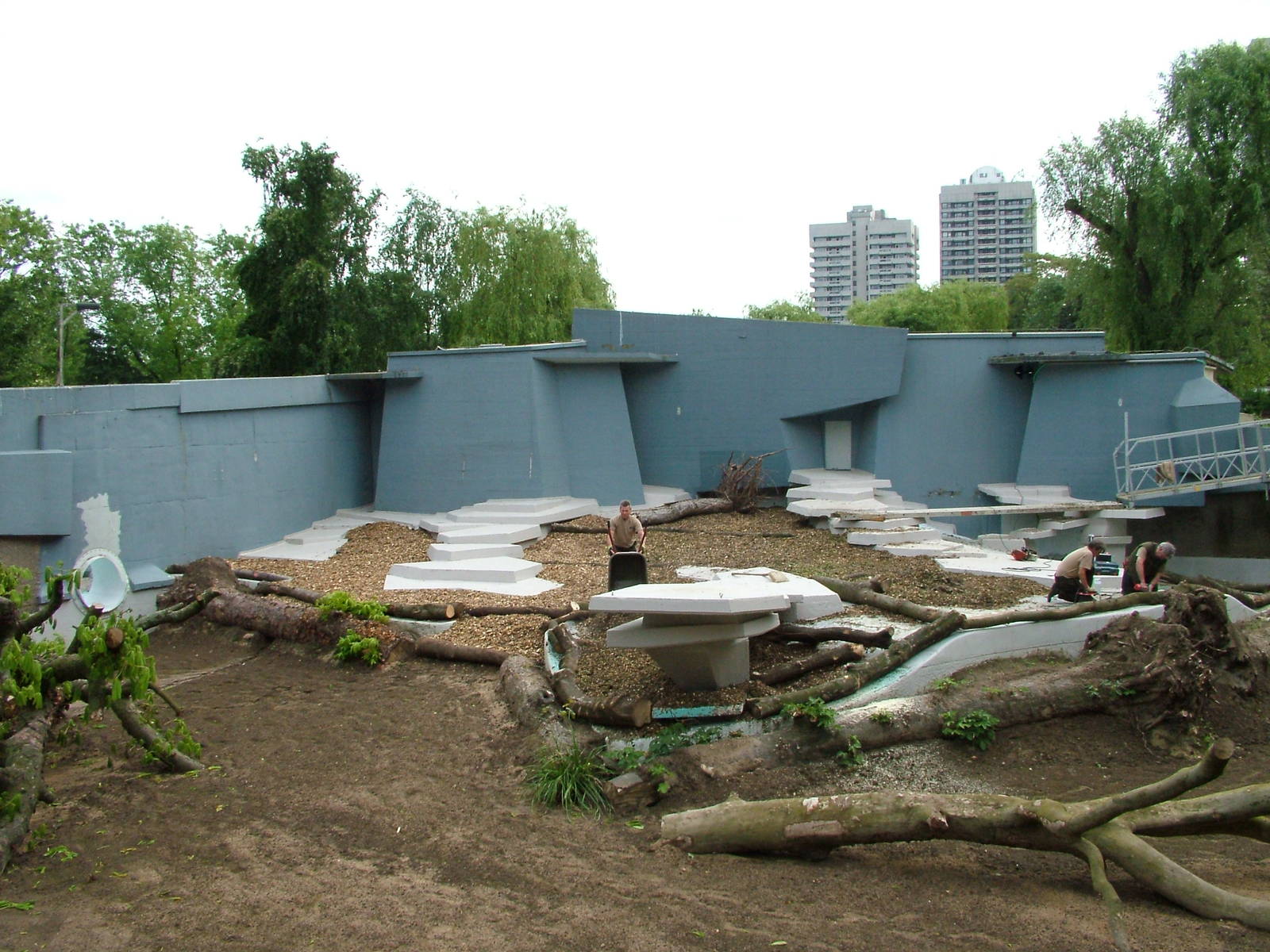 Former sealion pool under redevelopment at Koeln 12/05/09
