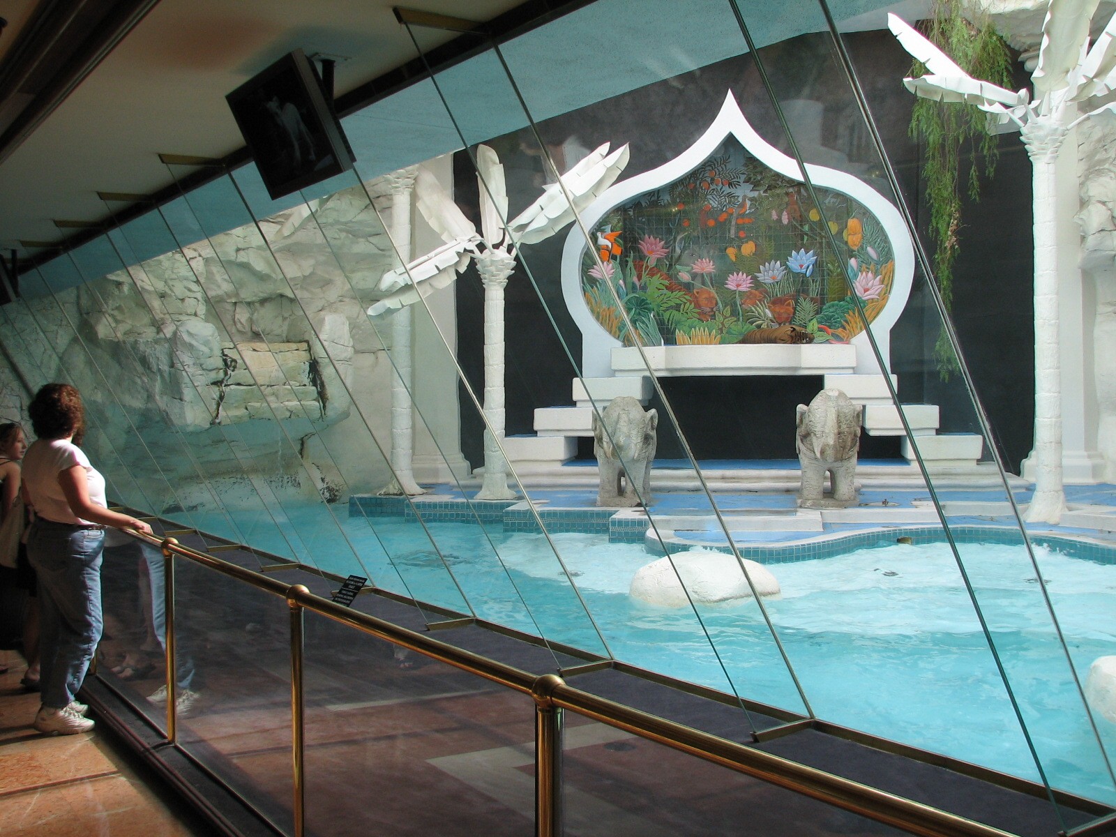 Former White Tiger Exhibit 1989-2008