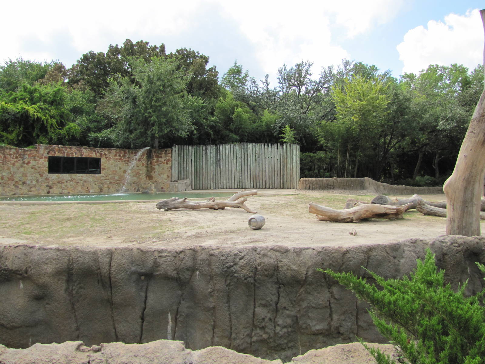 Fort Worth Zoo 2010 - Center of the Asiatic Elephant exhibit in Asian Falls