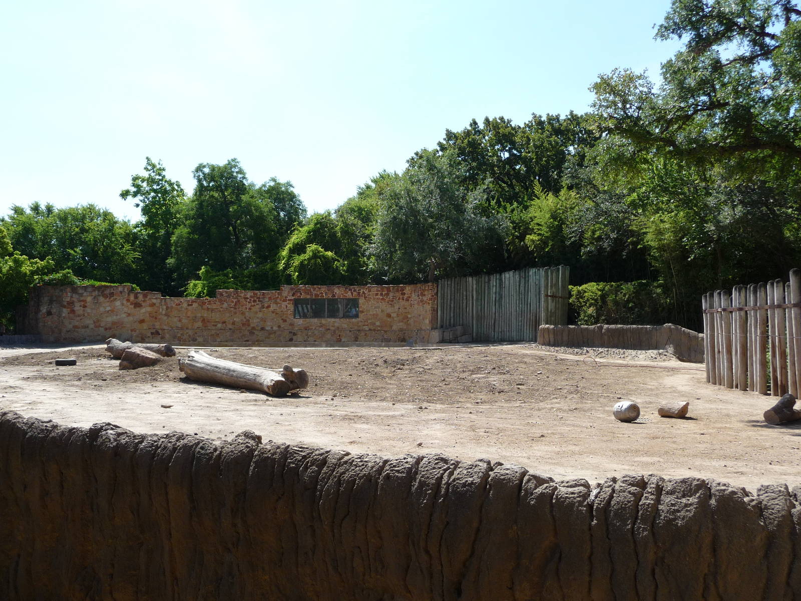 Fort Worth Zoo - Asian Elephant Paddock