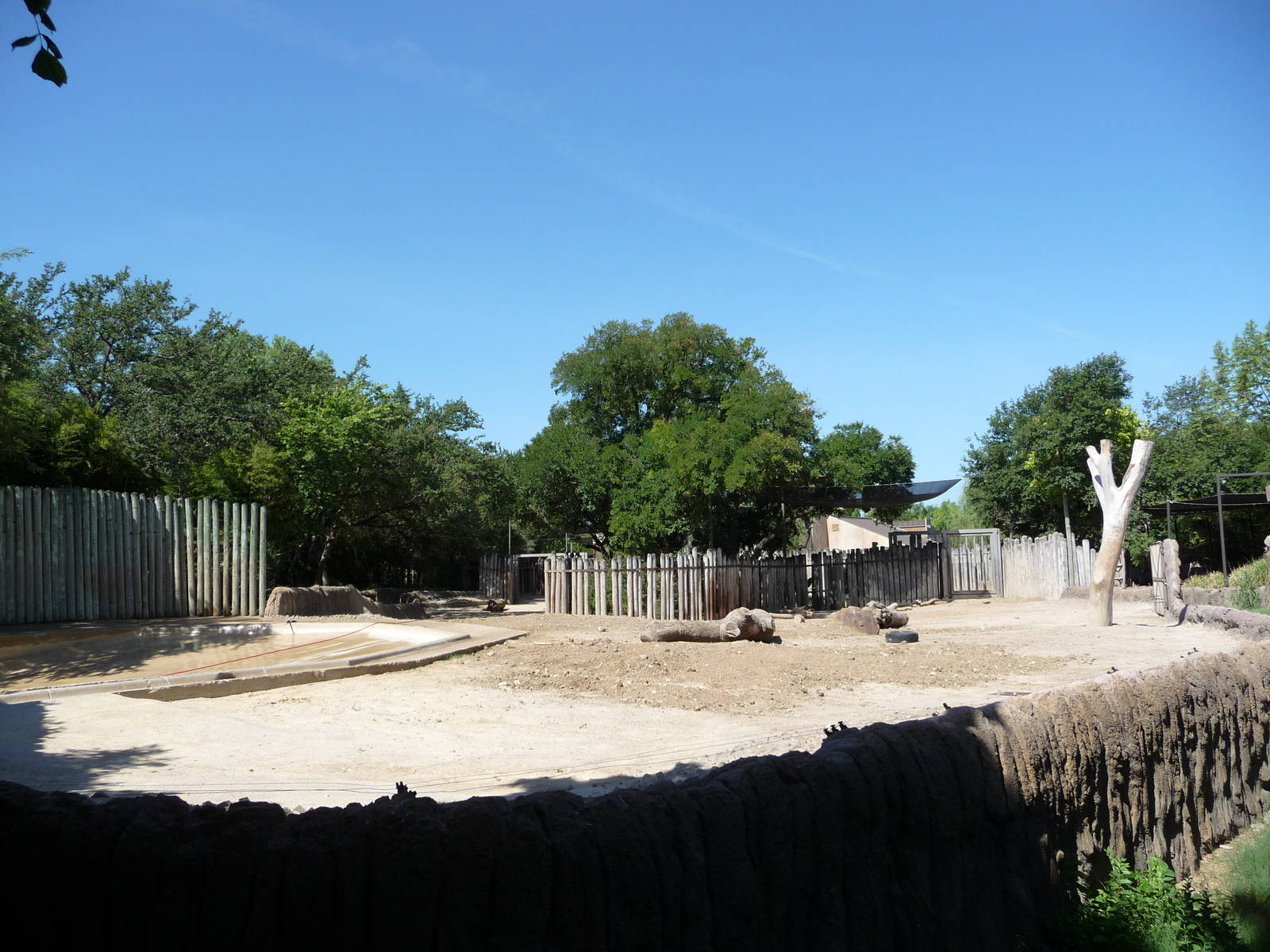 Fort Worth Zoo - Elephant Paddock