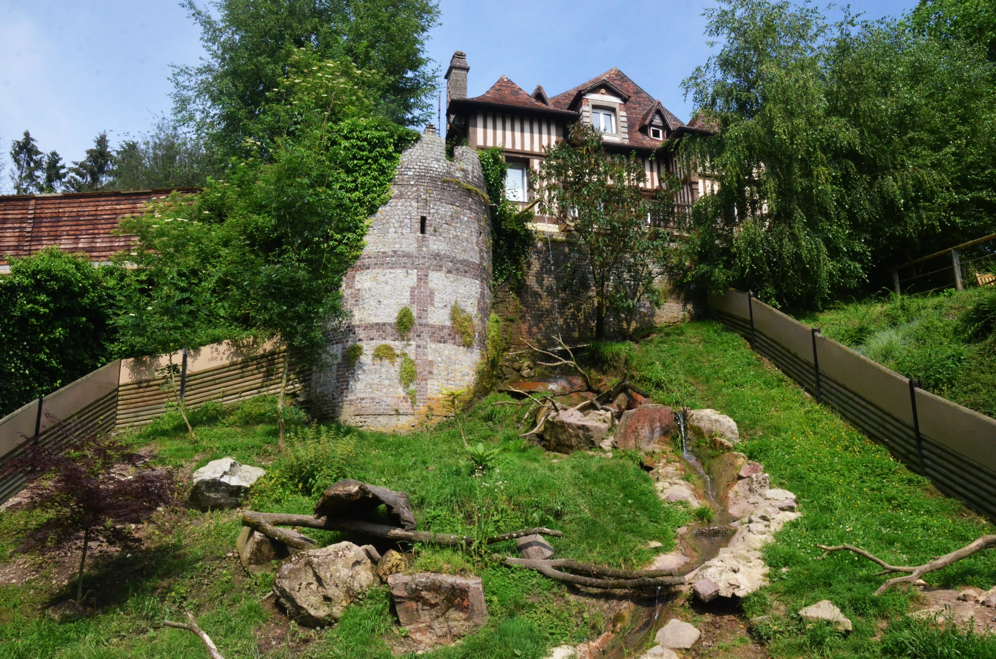 Fortified Otter Enclosure at CERZA, 10/06/18