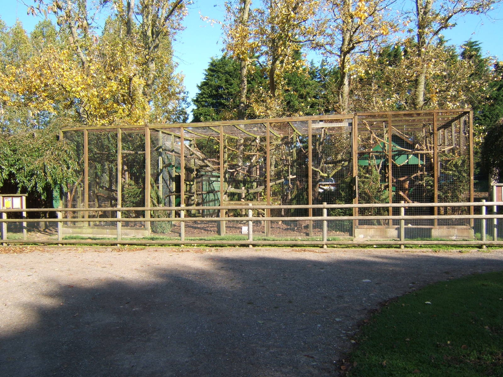Fossa enclosure
