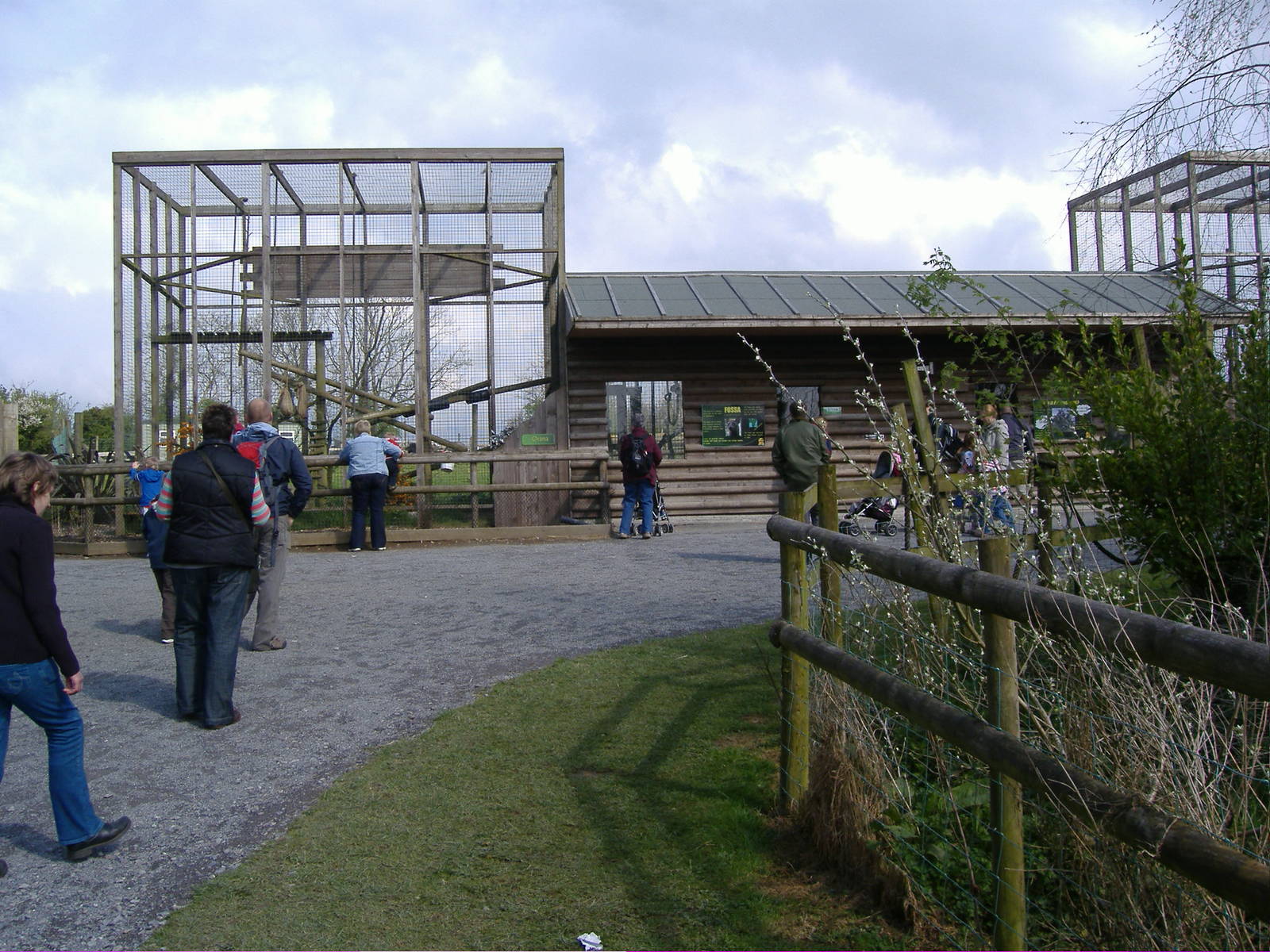 Fossa Enclosures Folly Farm