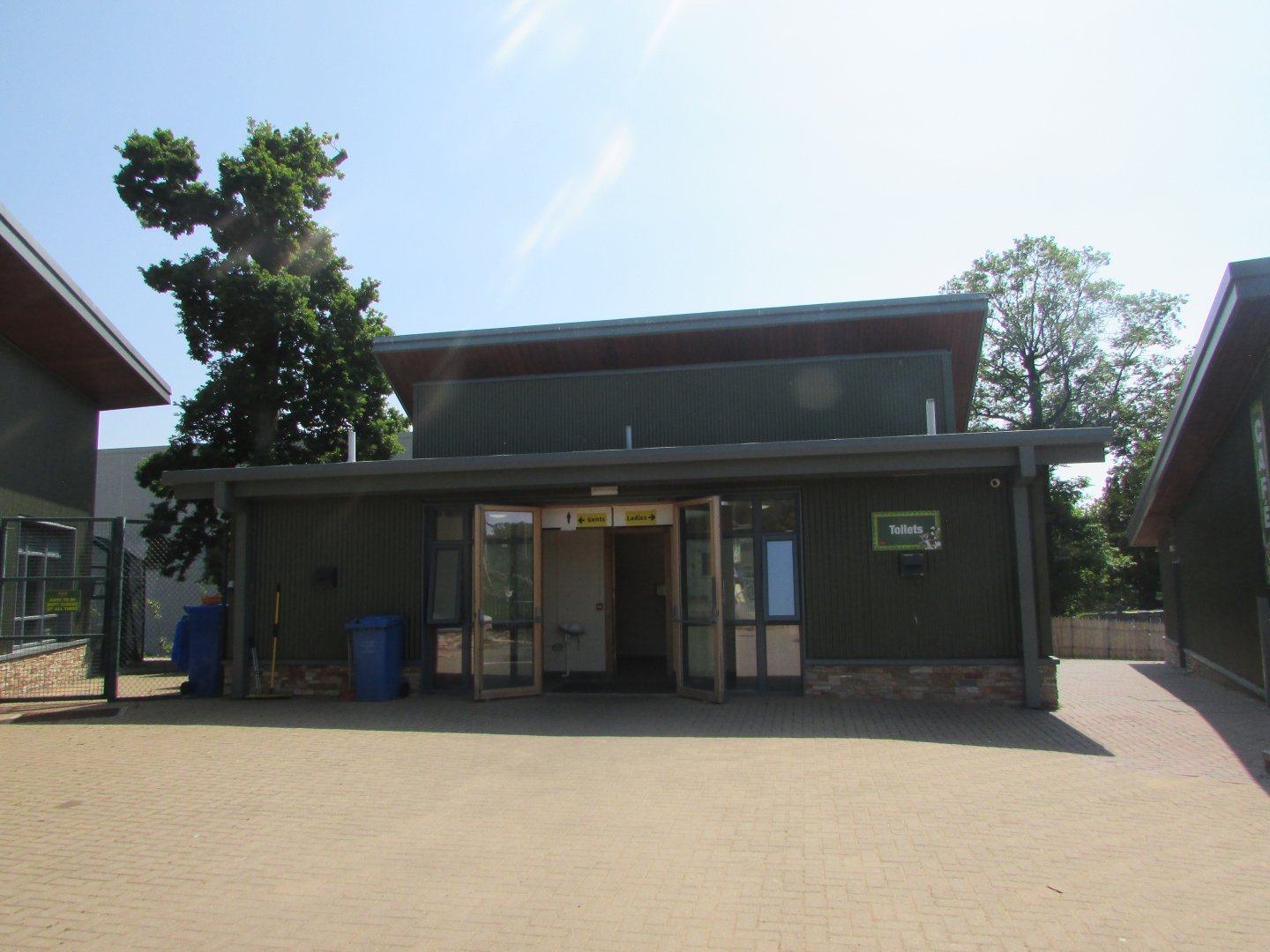 Fota Wildlife Park - Restrooms