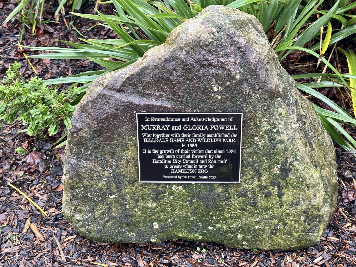 Founders of Hamilton Zoo (Plaque)