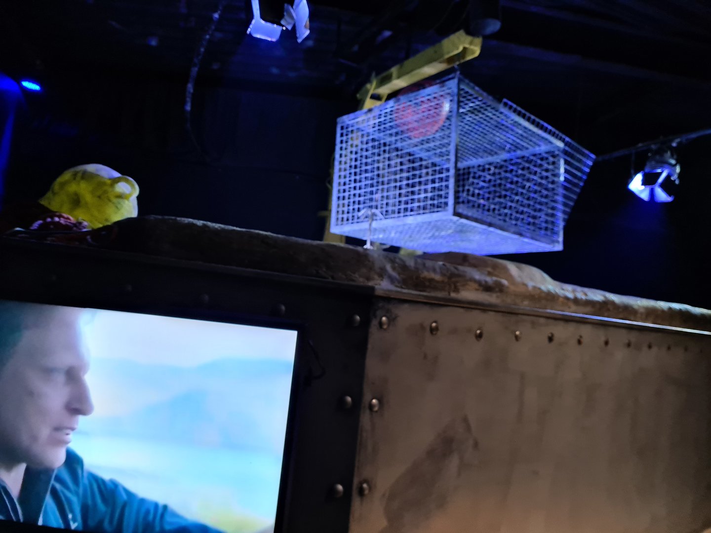 Fourth room - Odd theming