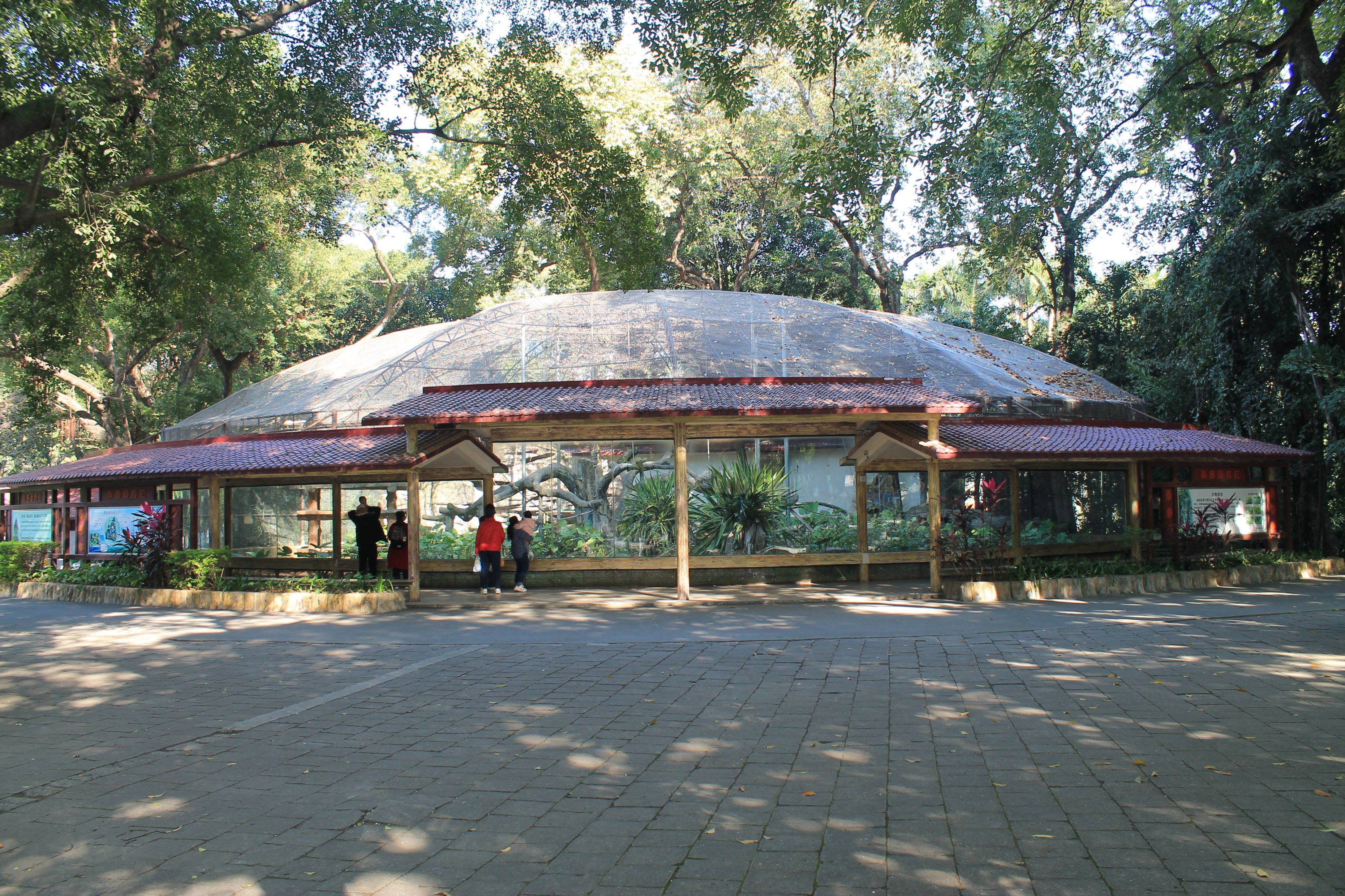 Francois' Langur cage