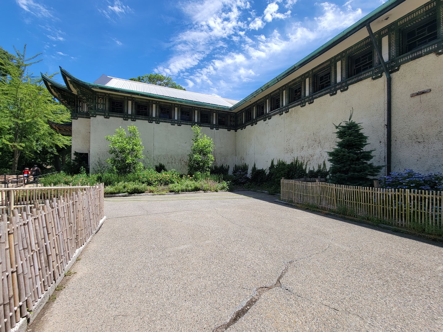 Franklin Park 7/22 - Bird's World building