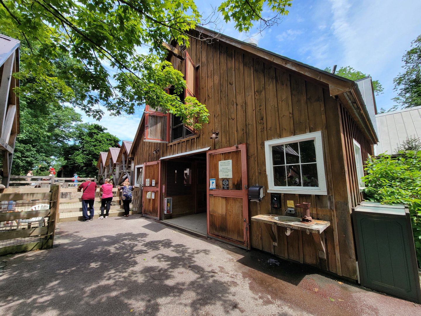 Franklin Park 7/22 - Franklin Farm barn