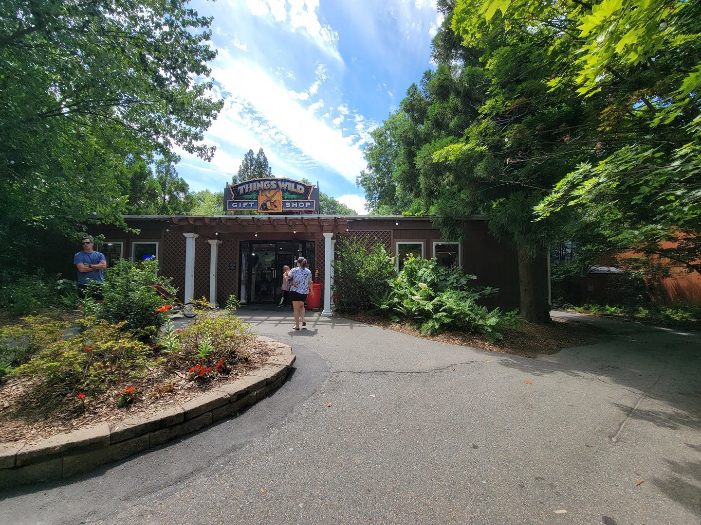Franklin Park 7/22 - Things Wild gift shop