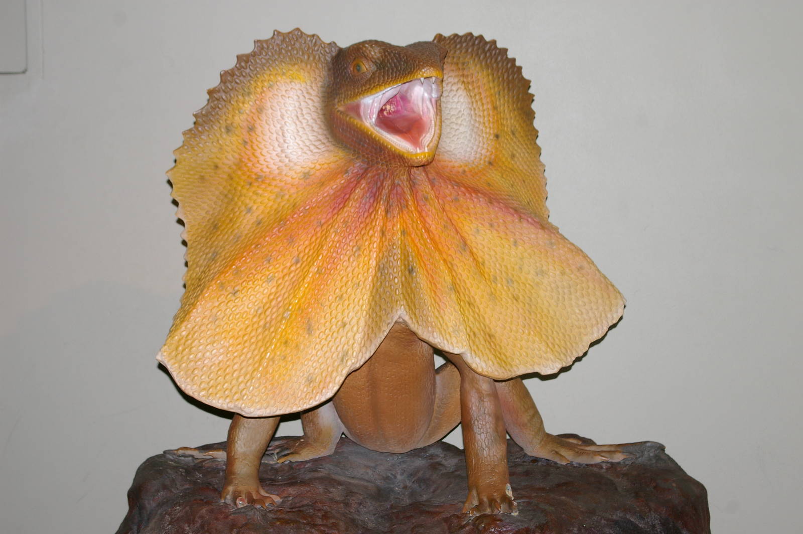 frilled dragon statue