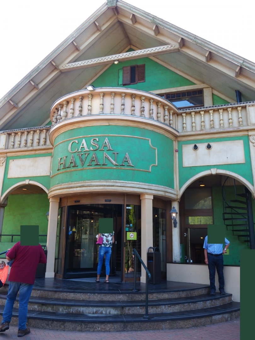 Front side of Casa Havana restaurant and banquet building (Sep 2nd, 2018)